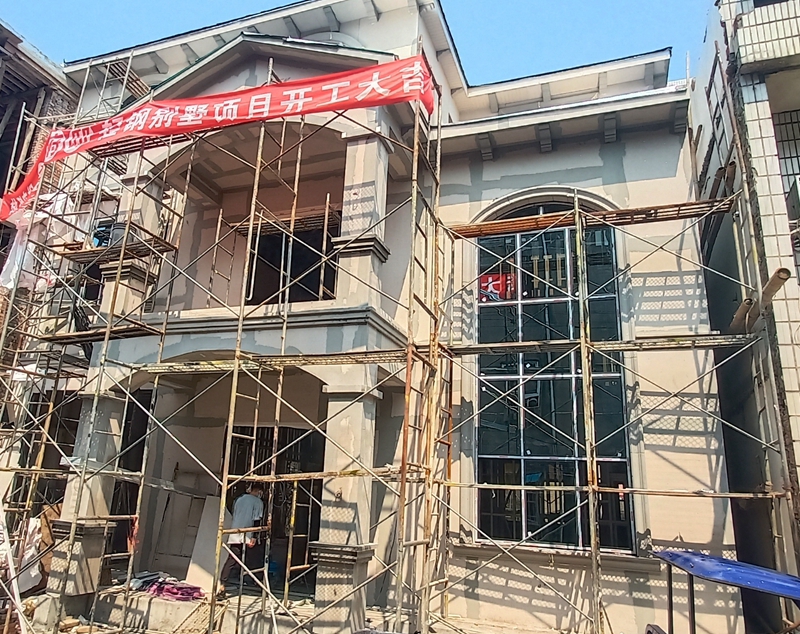 輕鋼別墅是否適用于多種地形和地勢(shì)?